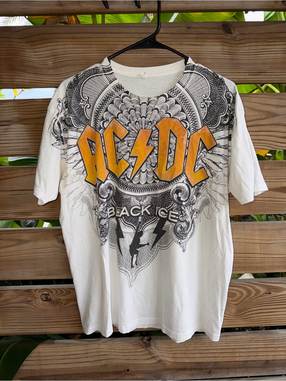 Vintage AC/DC black ice